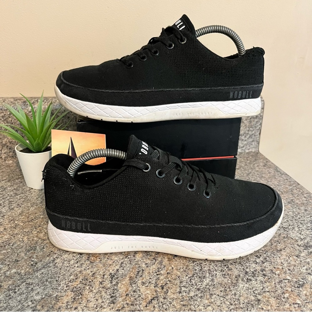 Nobull Canvas Trainers Shoes Black / White Men Size 7 / Women Size 8.5 (bin#10)